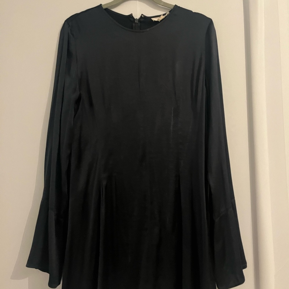 Silk navy blue long sleeve dress‎